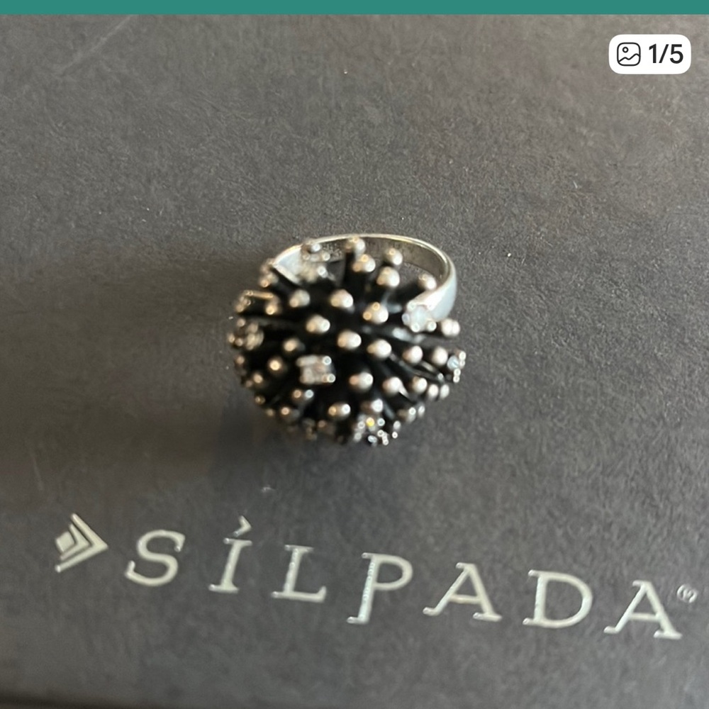 Silpada Black and Silver Cluster Ring